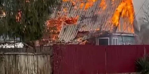 В Апшеронском районе произошел пожар в частном доме