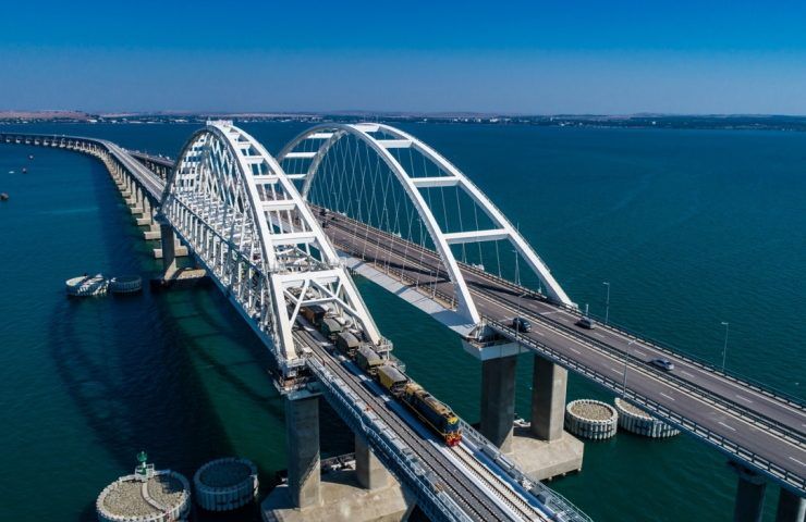 Железнодорожную часть Крымского моста планируют восстановить к середине лета