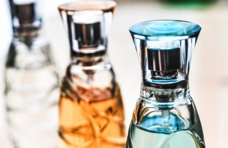 Перед Новым годом жители Кубани потратили 450 млн рублей на парфюмерию