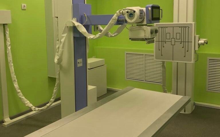 Новый рентгеновский аппарат установили в Новокубанской районной больнице
