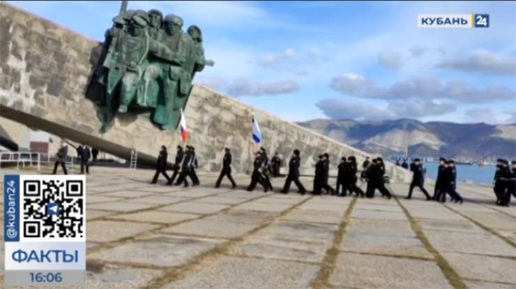 Репетиция патриотической акции «Бескозырка» прошла на Малой земле в Новороссийске