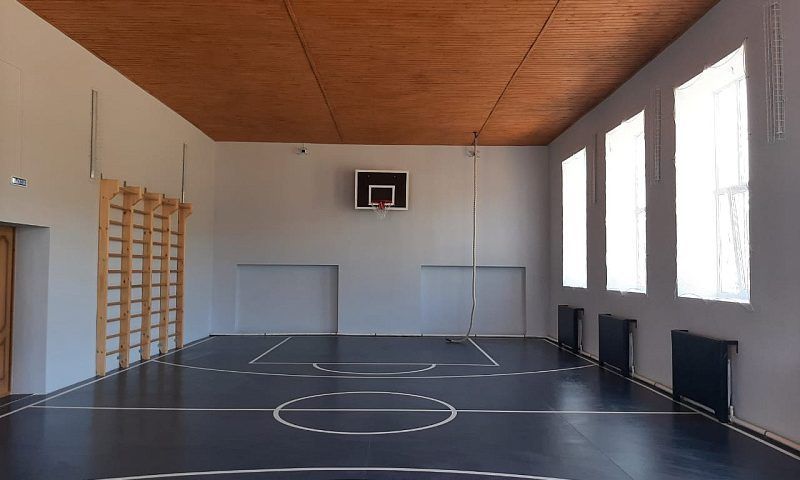 В Краснодарском крае в 2022 году отремонтировали 10 школьных спортзалов