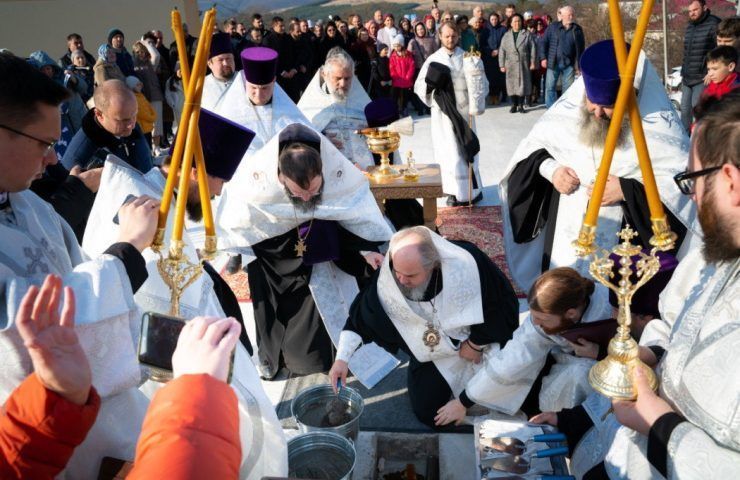 В Геленджике заложили камень в строительство православного храма святой Ольги