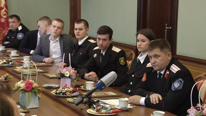 Атаман Кубанского казачьего войска встретился в Краснодаре с лучшими студентами-казаками