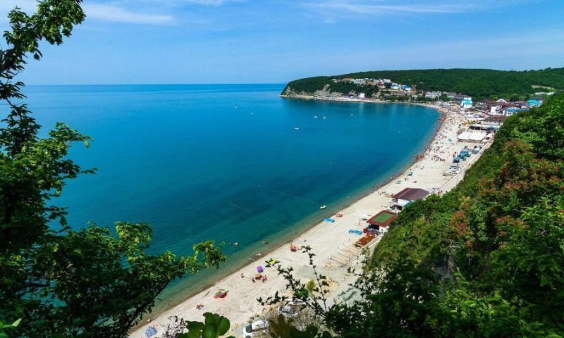 Температура воды в Черном море прогрелась до +19 °C