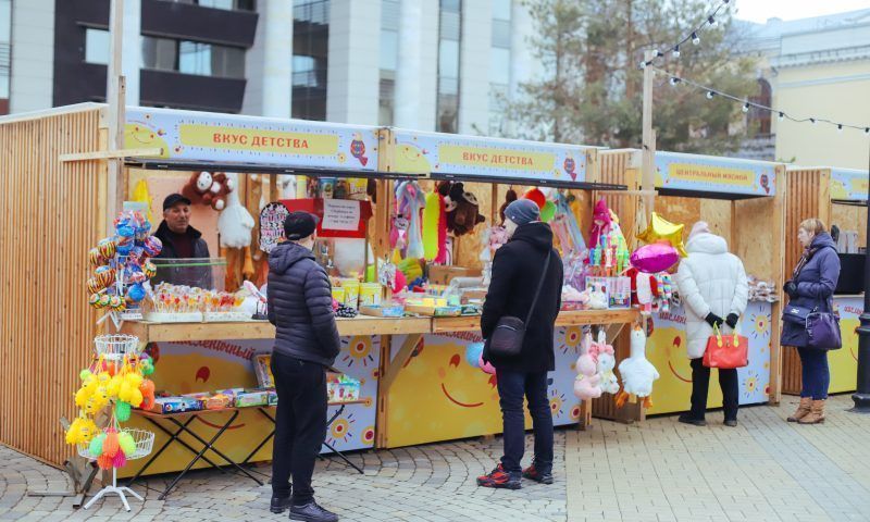 Масленичный базар открылся на Пушкинской площади в Краснодаре