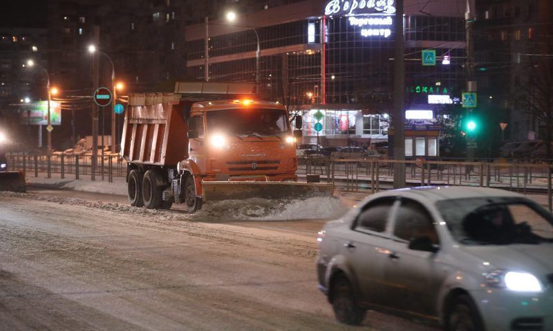 Региональные дороги Кубани 8 февраля от снега чистили 454 единицы техники и 505 человек
