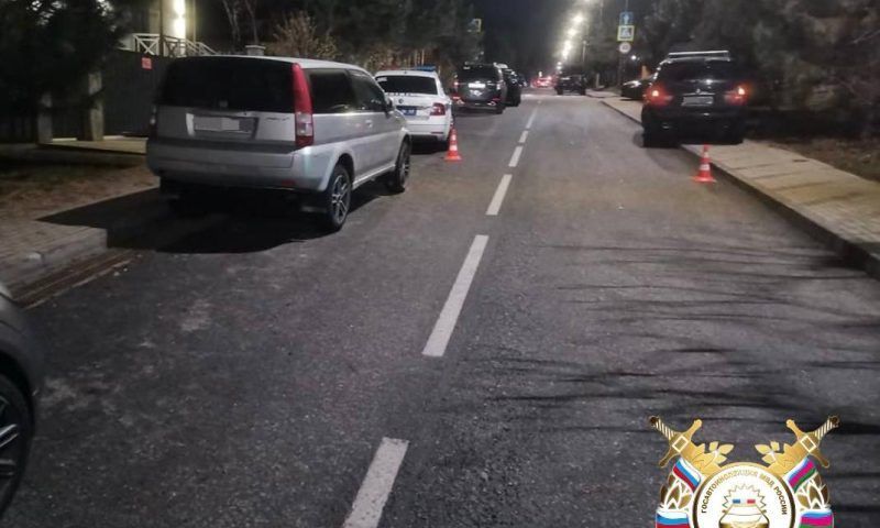 Водитель BMW сбил выбежавшую на дорогу пятилетнюю девочку в Сочи