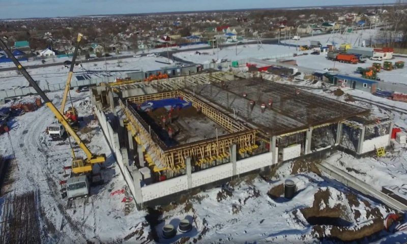В станице Павловской продолжается строительство спорткомплекса