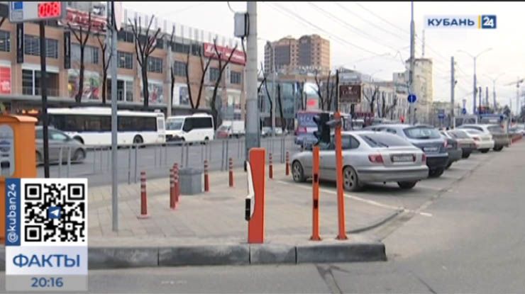 Водителей предупредили о штрафах за визитки и маски на номерах машин в Краснодаре