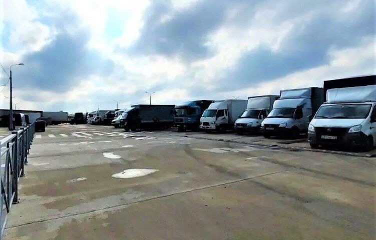 В Краснодарском крае в очереди на Керченскую переправу находятся 208 машин
