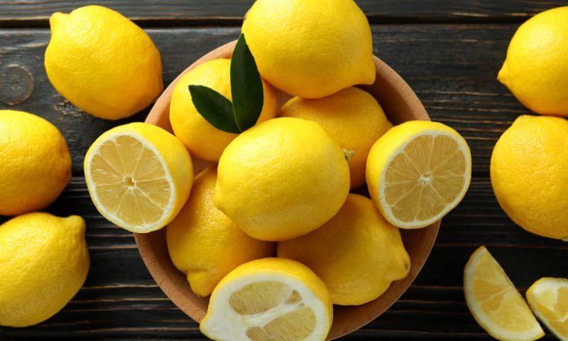 Лимон: полезные свойства и вред