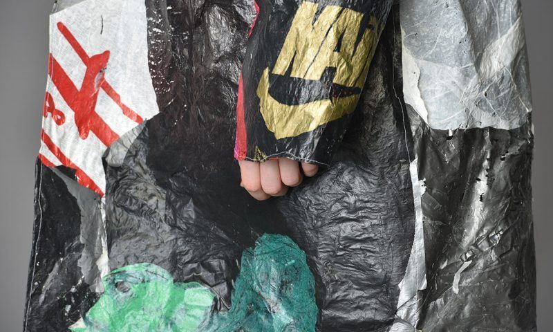 Шмотки из переработки: как из пластика шьют одежду
