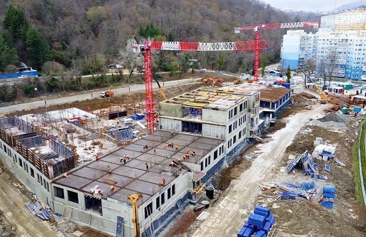 В Сочи начали строительство нового блока школы-трансформера в Кудепсте