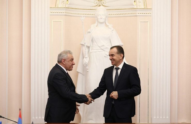 Вениамин Кондратьев встретился с чрезвычайным и полномочным послом Армении