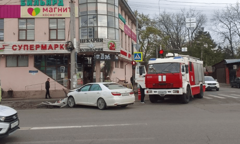 В Краснодаре возбудили уголовное дело после ДТП, в котором погибла 44-летняя женщина-пешеход