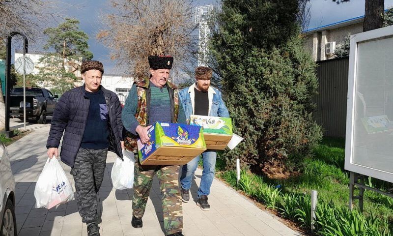 За две недели в зону СВО кубанские казаки отправили 70 тонн гуманитарной помощи