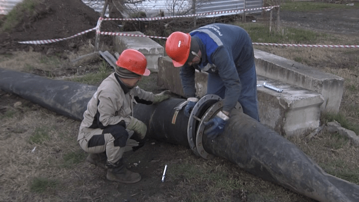 Жители Хадыженска временно остались без воды из-за плановых работ