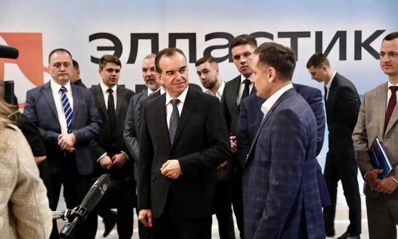 Кондратьев посетил открытие 25-й юбилейной международной выставки UMIDS-2023