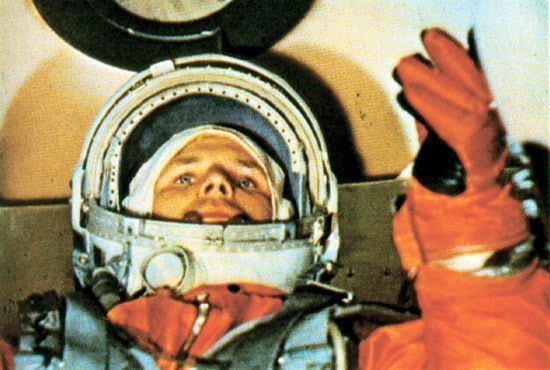 Первый в космосе: история и традиции Дня космонавтики в России