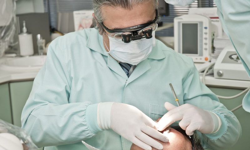Машинист экскаватора и стоматолог: самые высокооплачиваемые вакансии августа в Краснодаре