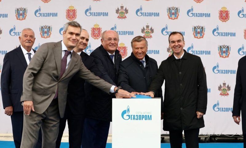 Кондратьев открыл газозаправочную станцию в Павловском районе