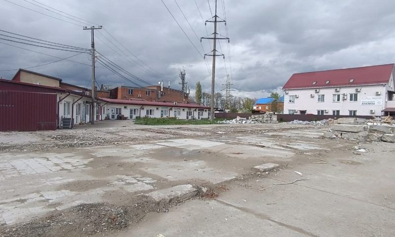 За два месяца около 650 незаконных объектов демонтировали в Краснодаре