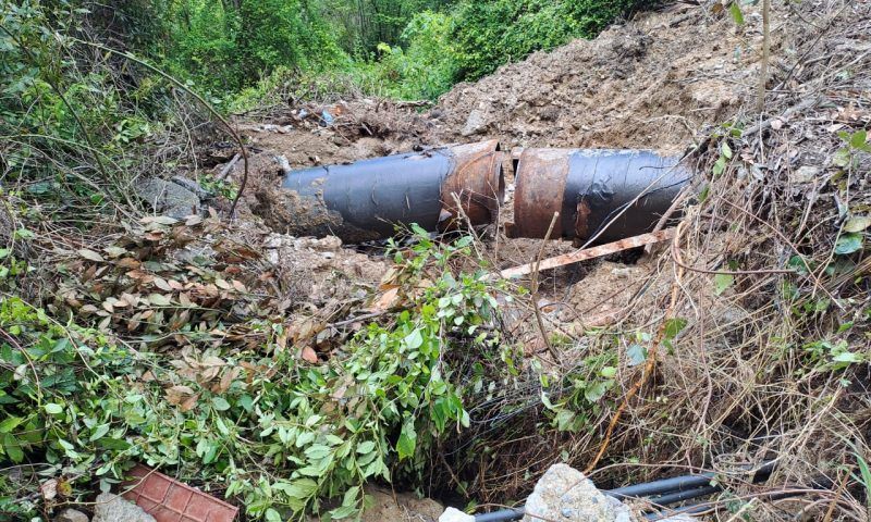 В Сочи оползень повредил магистральный водовод, без воды остались жители поселка Кудепста