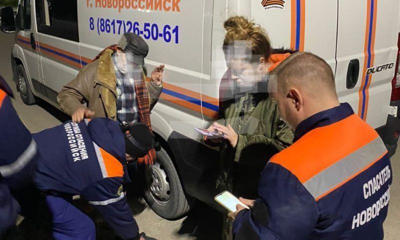 Спасатели отыскали пожилого больного пенсионера под Новороссийском