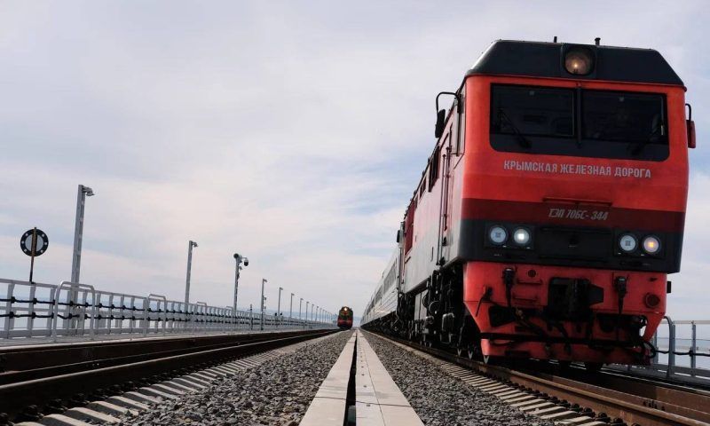 Открыли движение поездов по второму железнодорожному пути Крымского моста