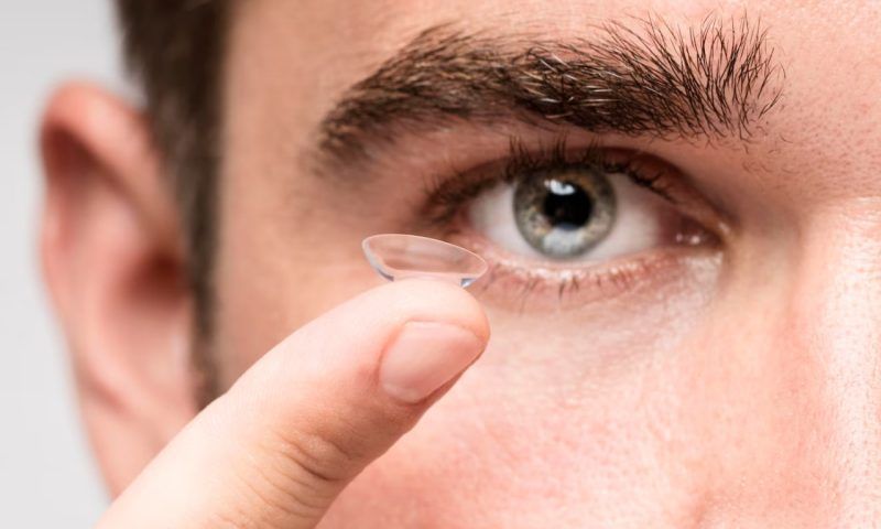 Сколько можно носить ежедневные контактные линзы?