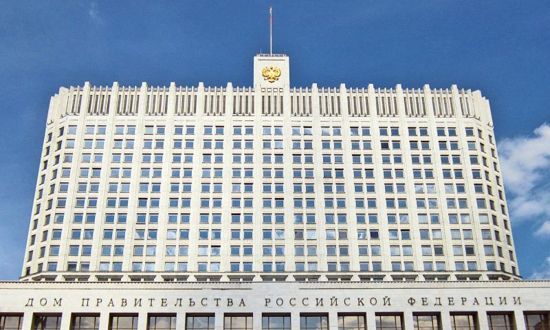 Инициативу об изъятии имущества за фейки об армии поддержали в Правительстве РФ