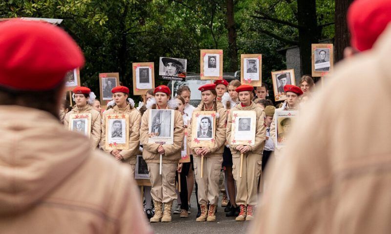 В школах Краснодарского края прошли торжественные линейки, посвященные Дню Победы