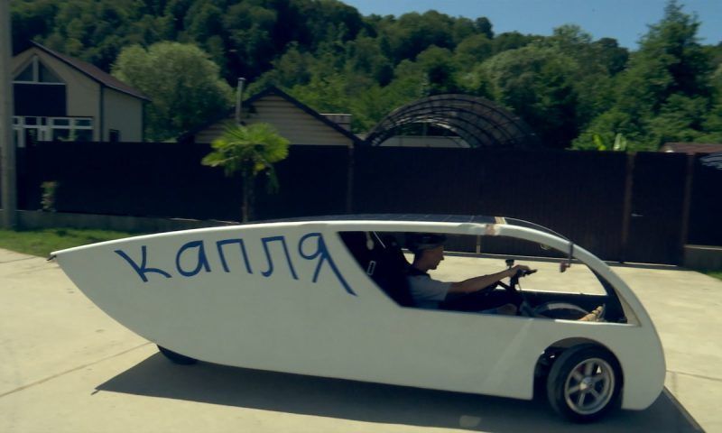 Сочинский Тесла: кубанец собрал автомобиль на солнечной тяге и построил во дворе электростанцию