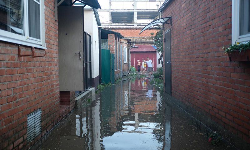 Из-за подтоплений эвакуировали 12 жителей Лабинского района