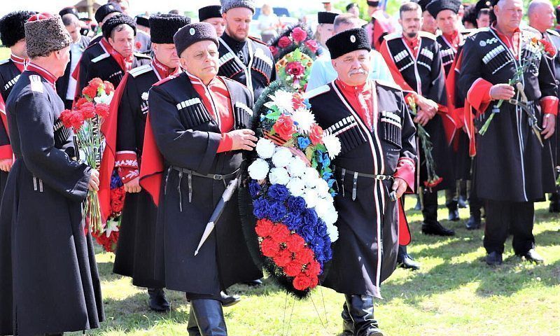 Участие в Чамлыкских поминовениях приняли более 700 кубанских казаков