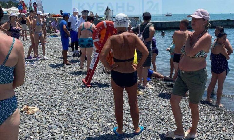 Пожилой мужчина утонул на пляже «Маяк» в Сочи