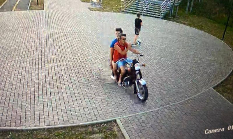 СК возбудил дело в отношении мотоциклиста, который сбил мальчика в парке Усть-Лабинска и уехал