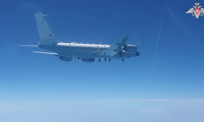 Российские истребители перехватили три британских самолета ВВС над Черным морем