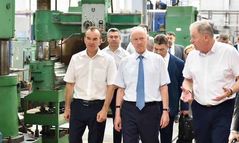Патрушев, Устинов и Кондратьев посетили Южный завод тяжелого станкостроения в Краснодаре