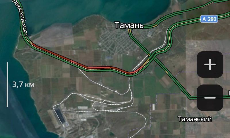 Время ожидания в пробке перед Крымским мостом увеличилось до 5 часов