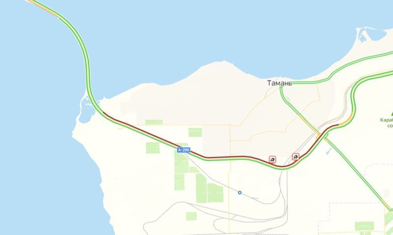 Пробка перед Крымским мостом в Краснодарском крае растянулась на 13 км