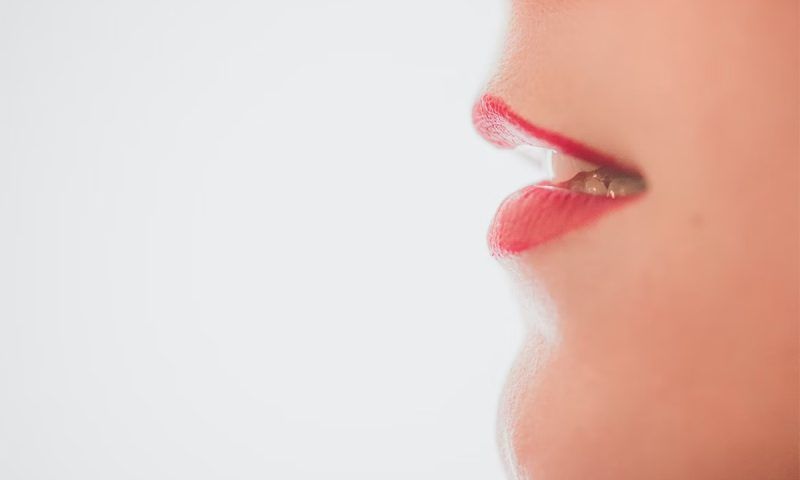 Семь причин неприятного запаха изо рта