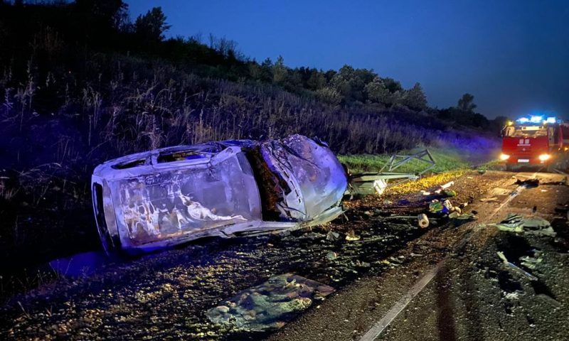 Два человека погибли в жестком лобовом ДТП под Майкопом