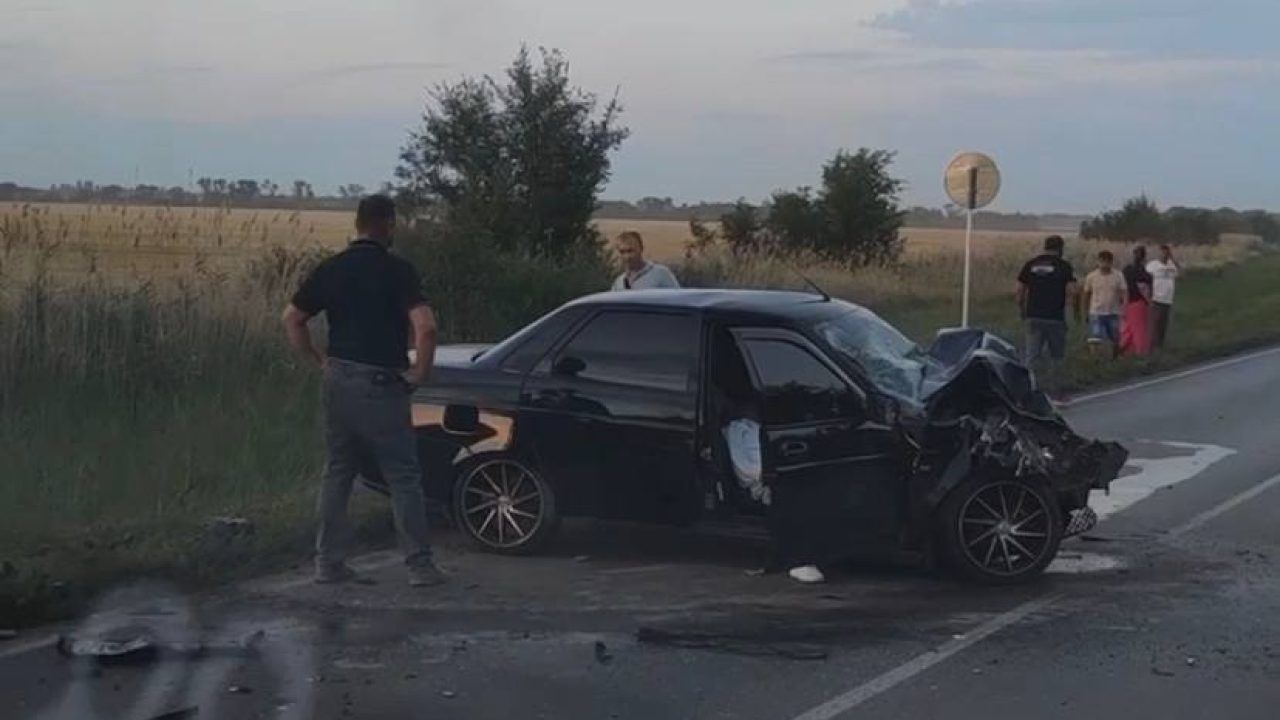 Восемь человек погибли в лобовом ДТП в Ростовской области - 21 августа,  2023 Все новости, Происшествия «Кубань 24»