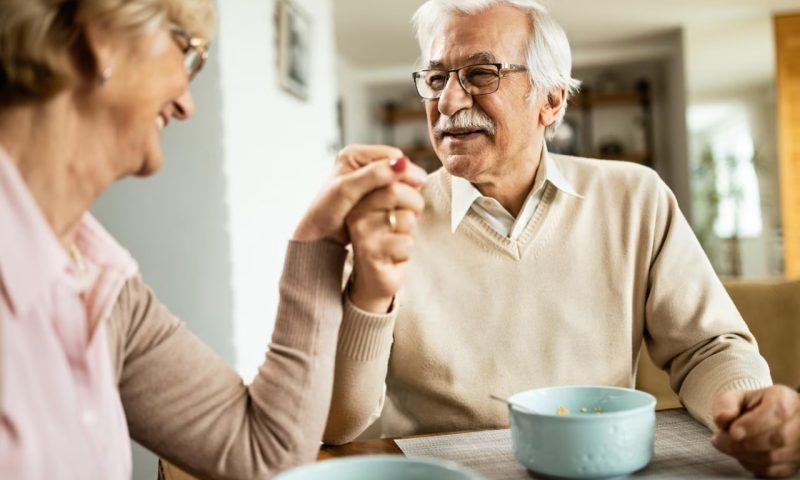 Здоровье пенсионера: общие правила питания после 60 лет