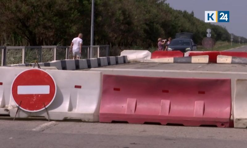 В Славянском районе закрыли автомобильный мост в районе села Ачуево