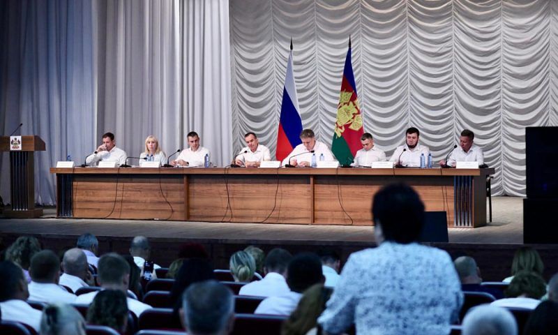 Кондратьев: в Крымске должна быть школа искусств