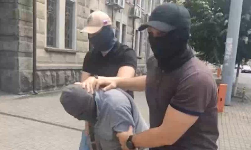 ФСБ задержала жителя Краснодарского края, собиравшегося выехать на Украину и вступить в ВСУ. Видео
