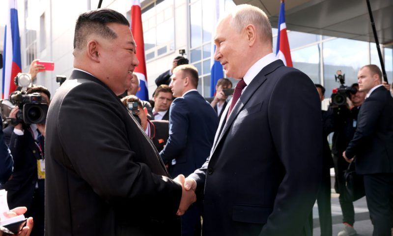 Встреча Путина и Кима: отчего Запад в истерике?